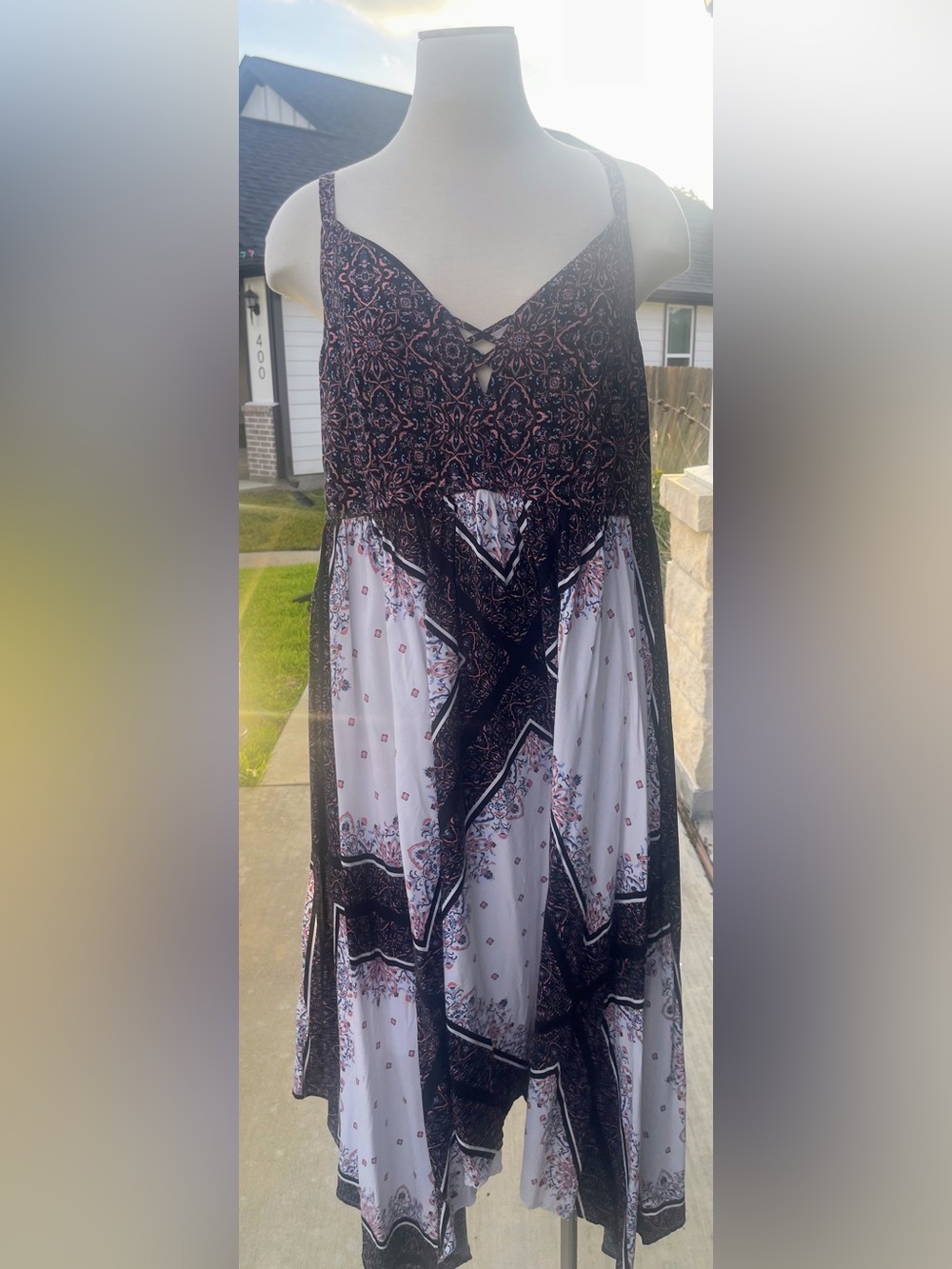 Torrid Blue, White & Peach Printed Handkerchief Hem Midi Dress - Picture 3 of 8